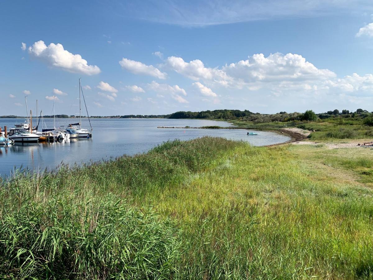 Bades Huk Marina Hotel Hohen Wieschendorf Luaran gambar